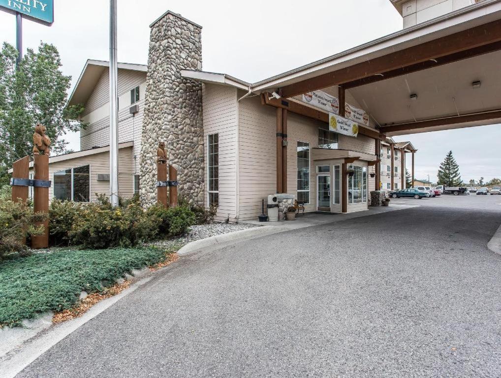 Quality Inn Belgrade Exterior photo