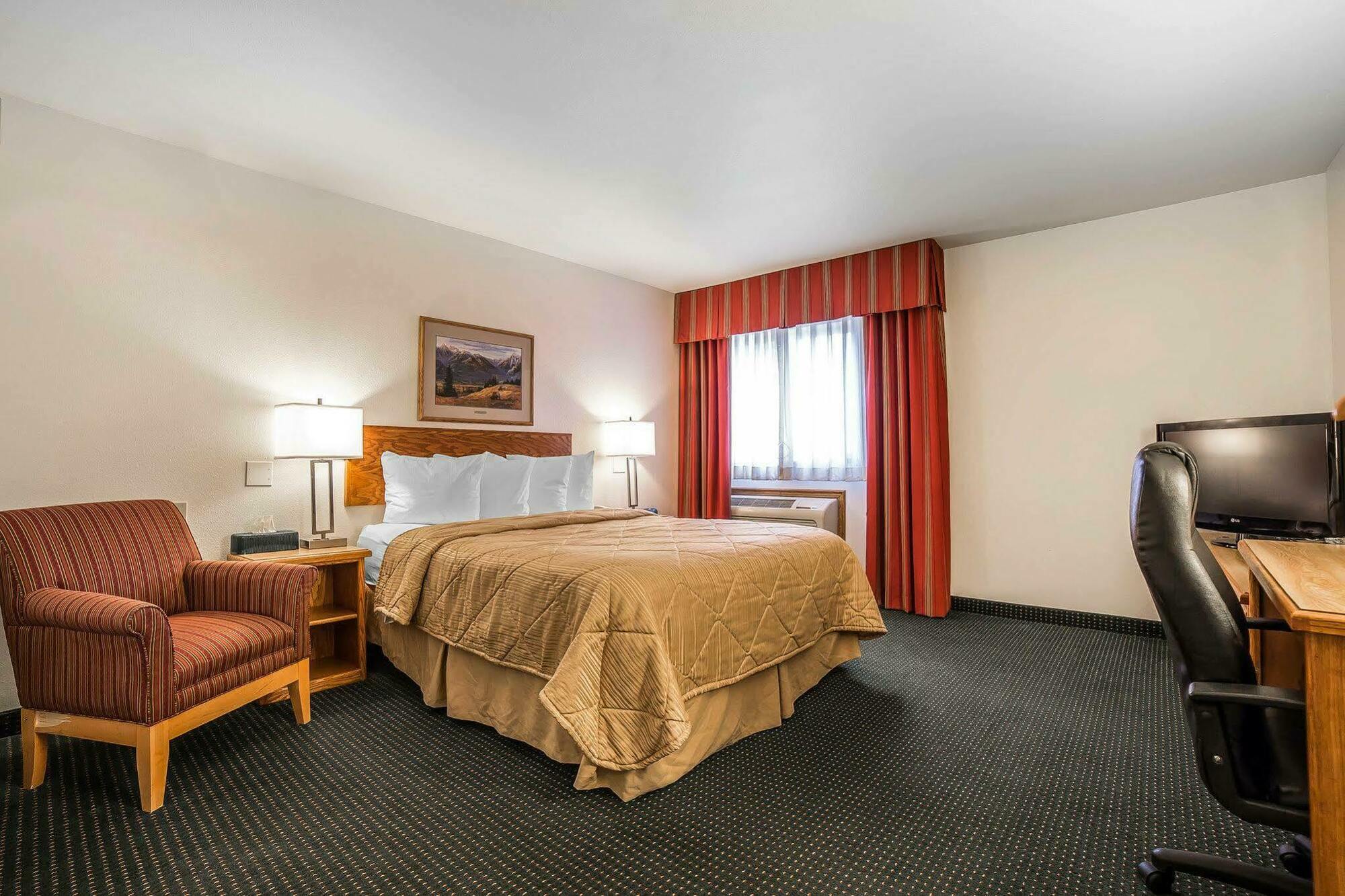 Quality Inn Belgrade Exterior photo
